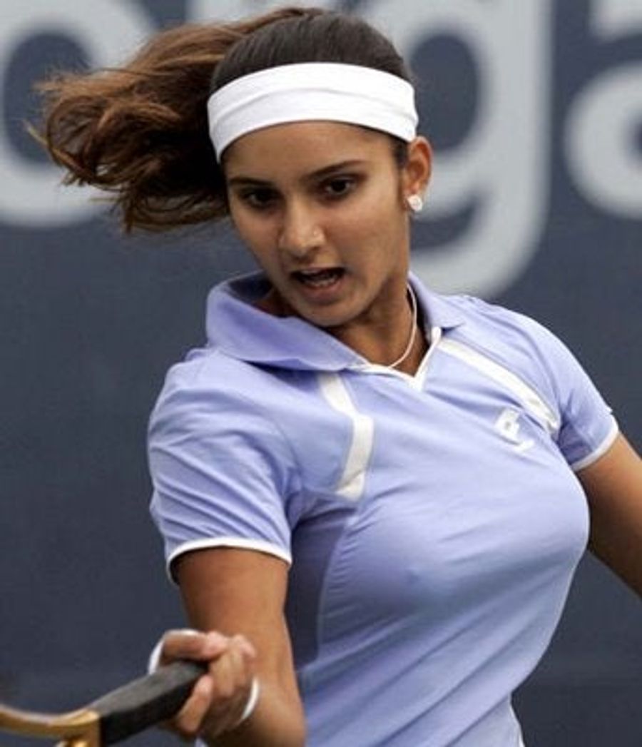 Tennis Stalking: Now With 100% Less Stabbing