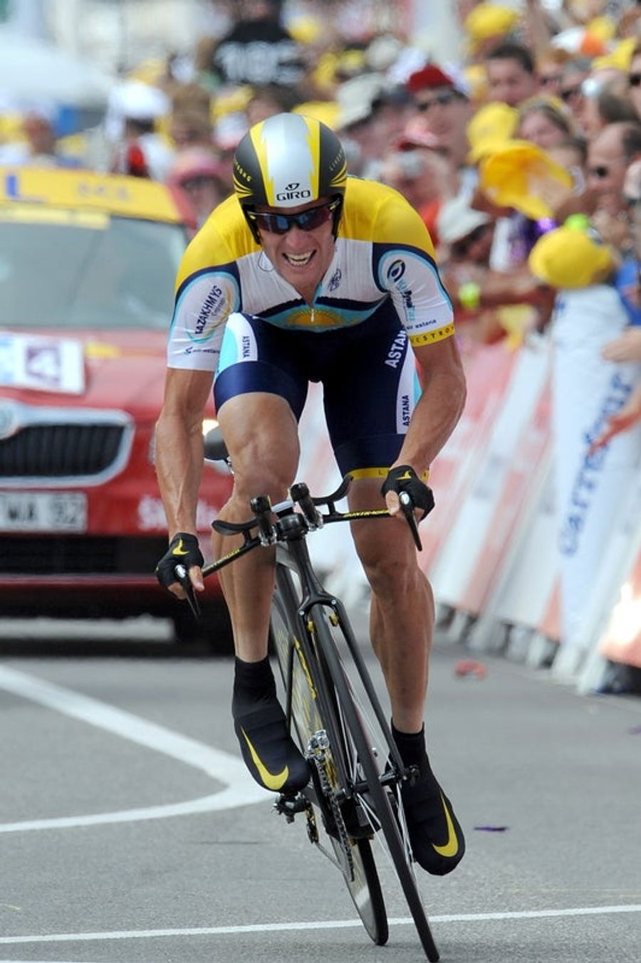 The Tour De France is, How You Say, "Underway"