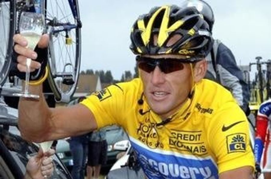 Lance Armstrong Takes On The Wall Street Journal, Lance Armstrong Tweet-Reports
