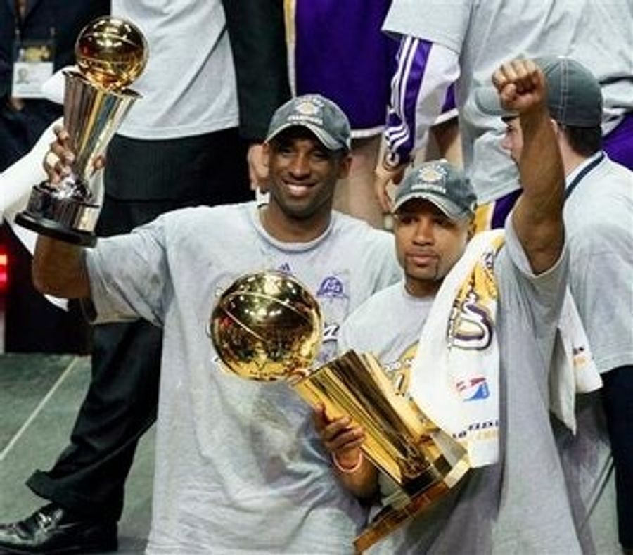 L.A. To Lakers: Throw Your Own Damn Parade