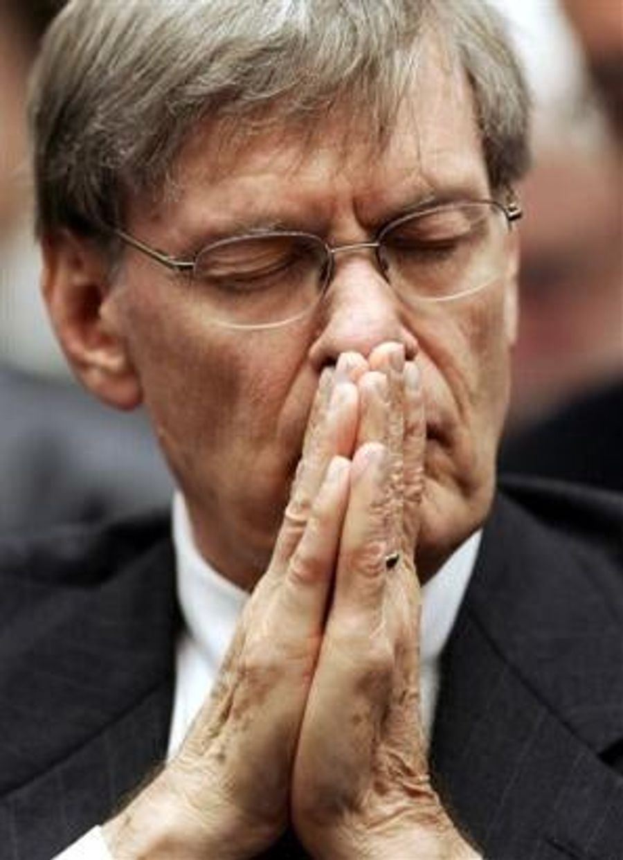 Bud Selig's Sosa Strategy: Plead Ignorance, Then Change The Subject