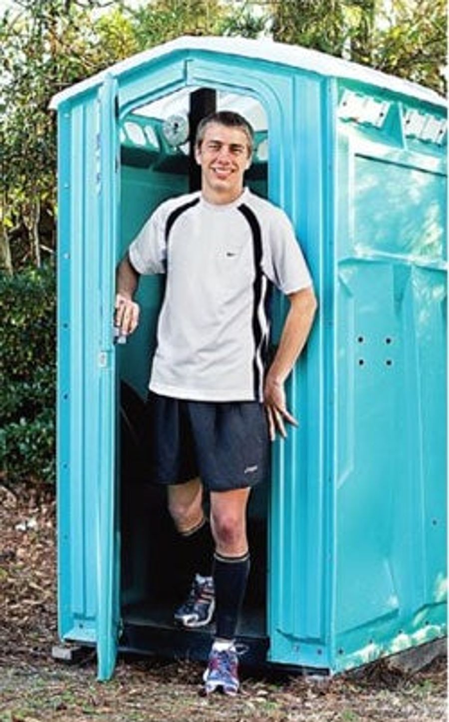 College Kid Sleeps On Toilet Before Amazing Runs