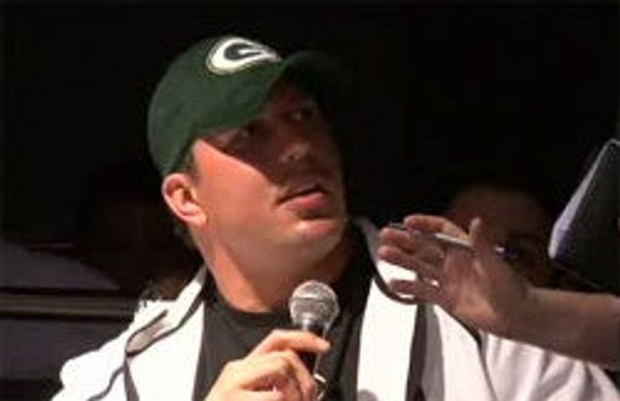 Brett Favre Victimized By Improv Comedy Group