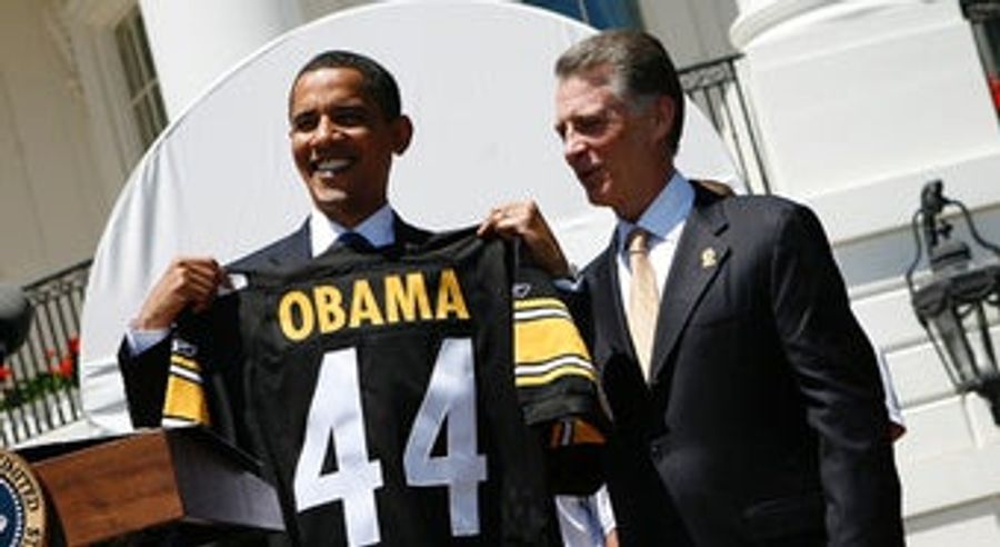 Obama&#39;s Two Favorite Things Are The Steelers, Making Children Cry