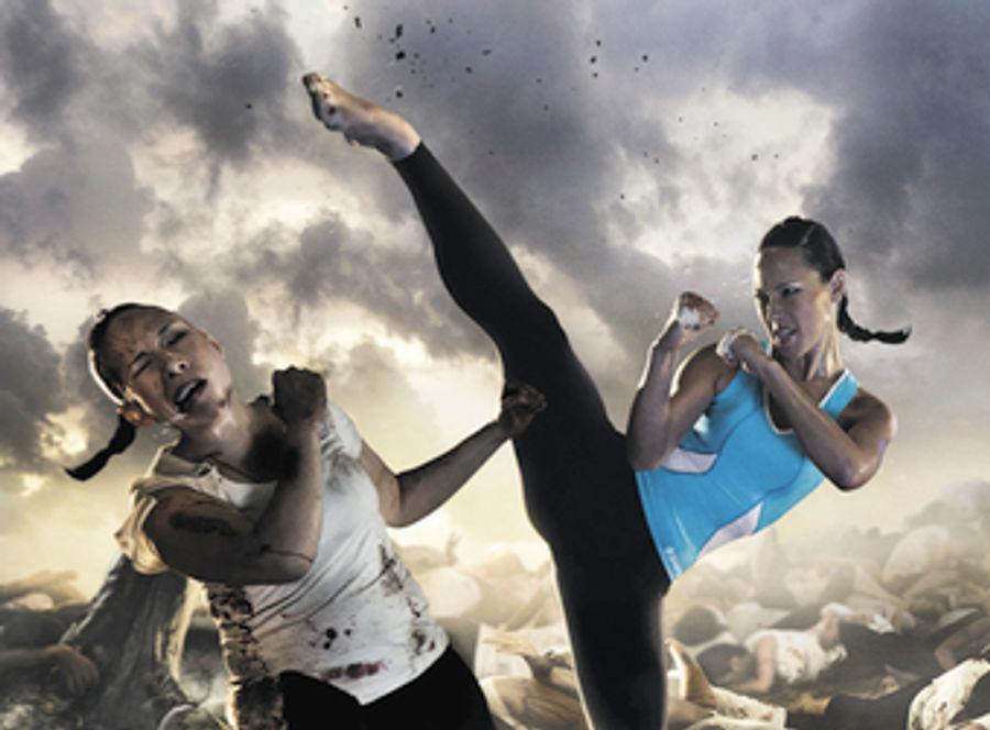 Ads For Women&#39;s Workout Clothes In Australia Are Extreme