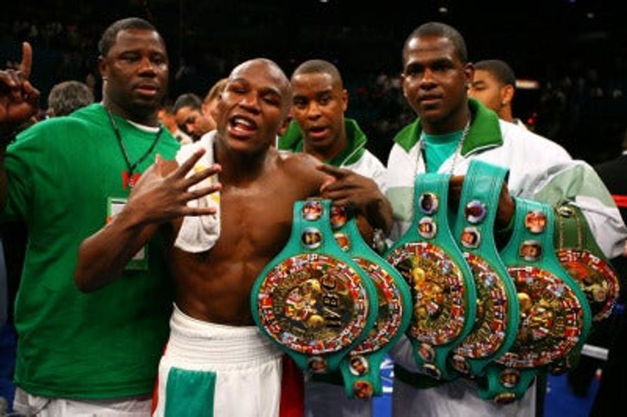 Floyd Mayweather Jr. Has Great Timing