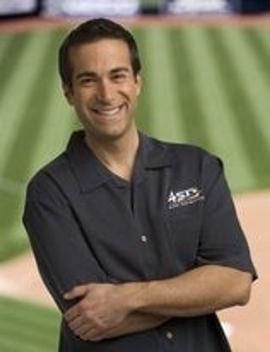 Matt Vasgersian Speaks!: Not A Racist, Just A Terrible Comedian