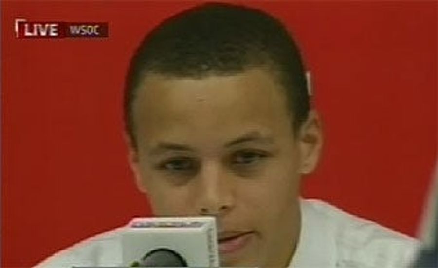 Stephen Curry Breaks Blogger's Heart