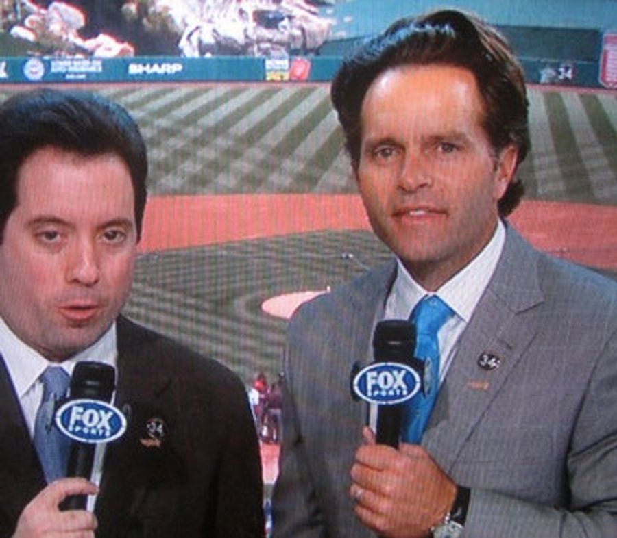 Eric Karros Shows Off His Magical Combover Merkin