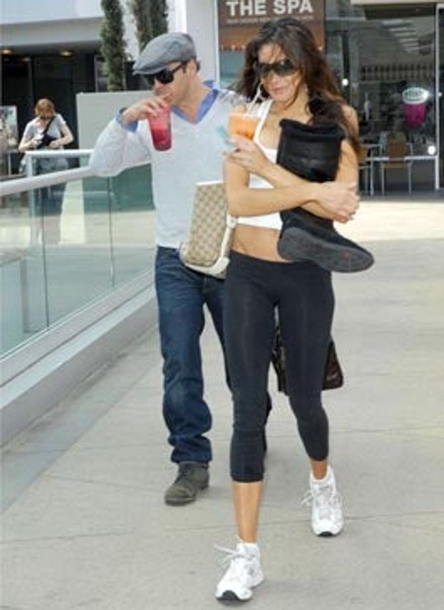 Jeremy Piven, Jessica Canseco Like Smoothies