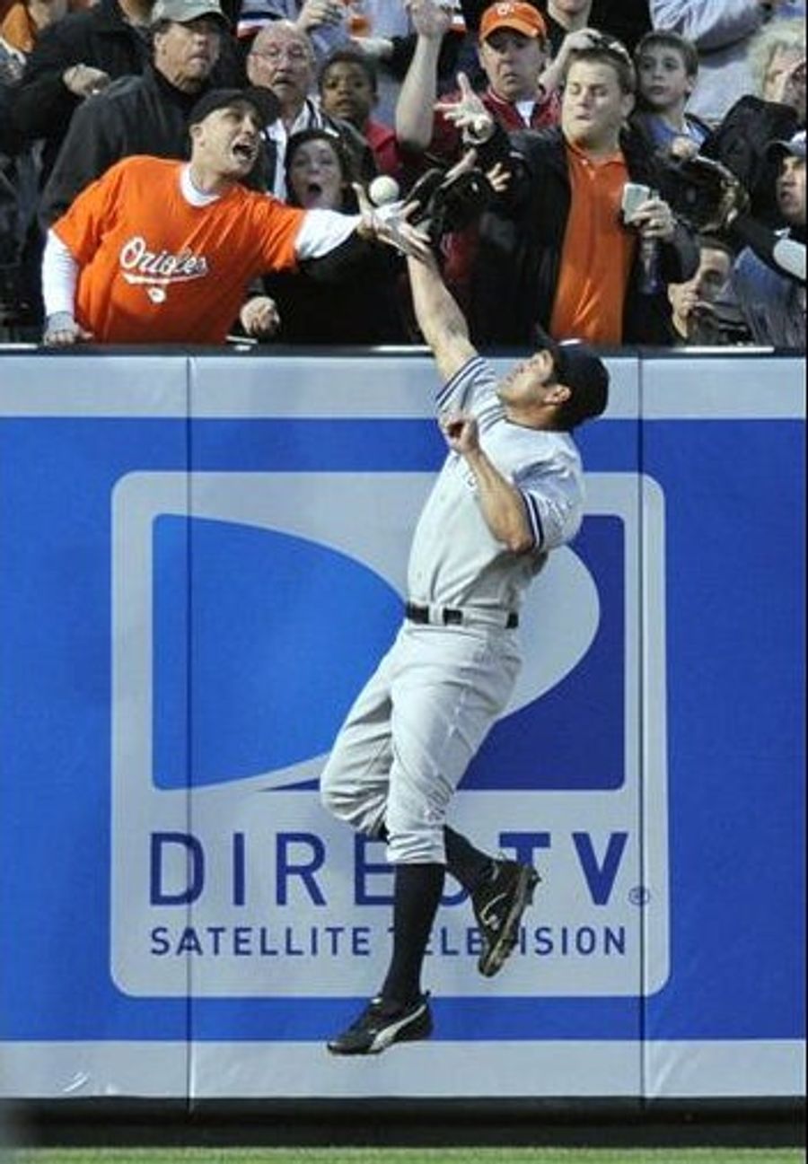 Yankees All Of A Sudden Don&#39;t Like Fan Interference
