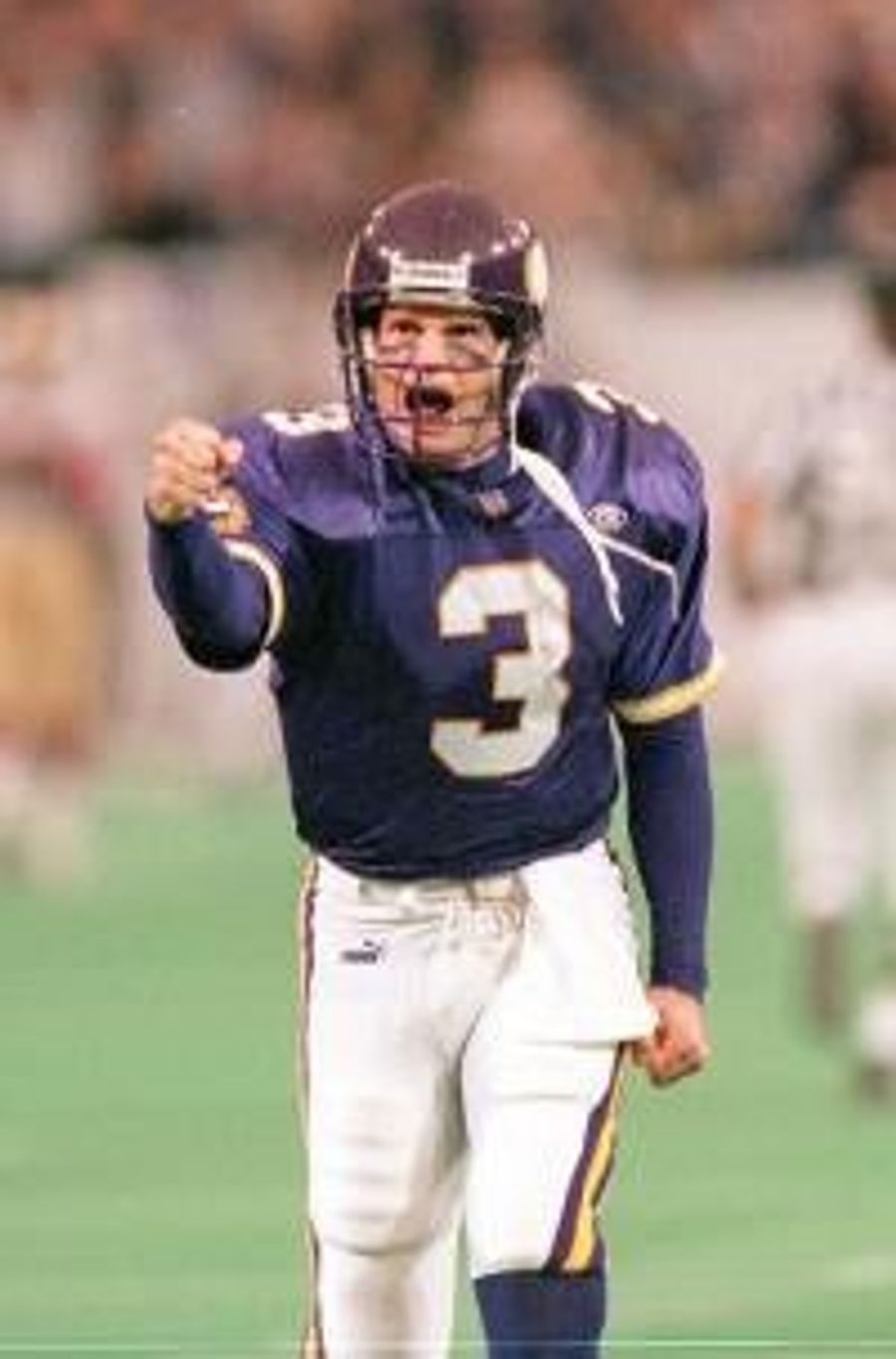 Jeff George Insists He Could Still Play For The Vikings; Vike's Writer Shows Him Reality