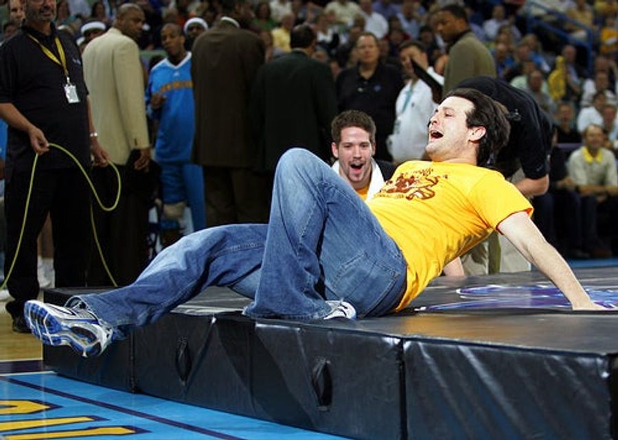 Working The New Orleans Hornets Halftime Show Is Just Humiliating And Painful