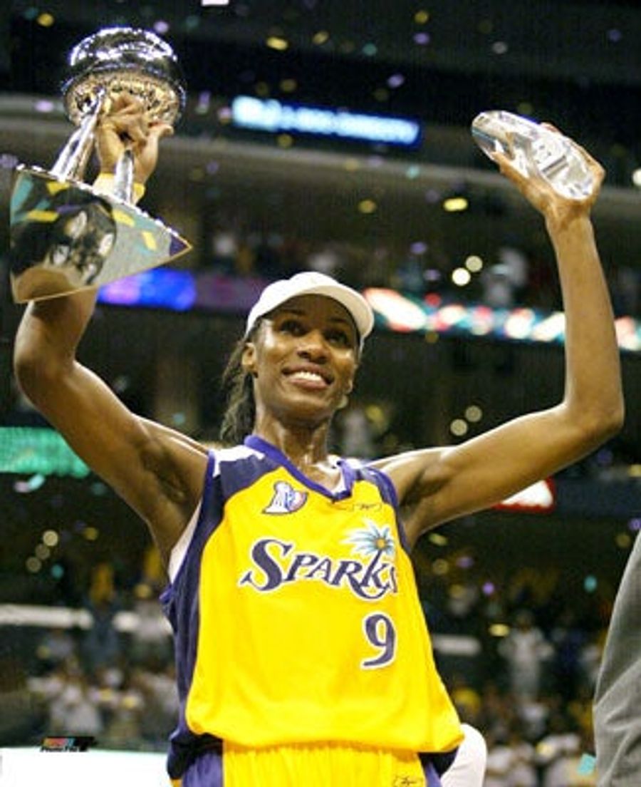 Yeah, Lisa Leslie Should Probably Rethink That Quote