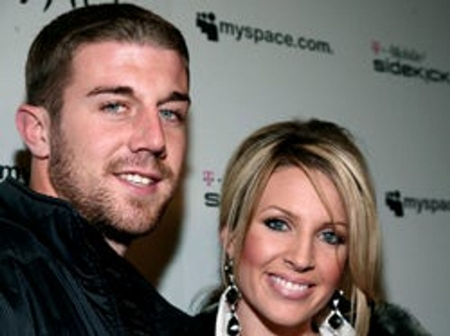 Alex Smith Household To Be Well Stocked With Towels