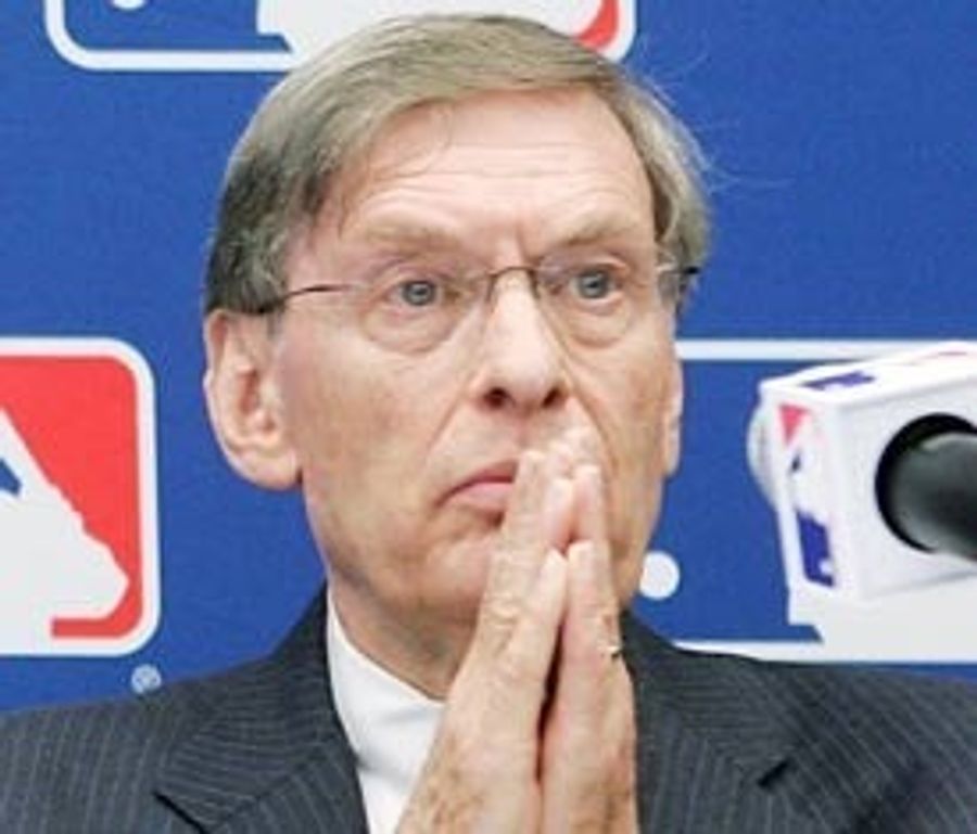 Bud Selig Will Ride Out This Recession OK