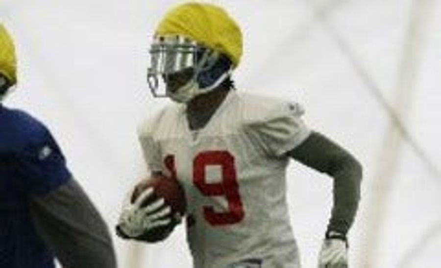 Giants Receivers Shouldn't Be Allowed To Go Outside, Near Guns