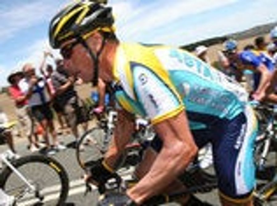 Lance Armstrong Pushes Legs Down, Then Back Up, Repeats