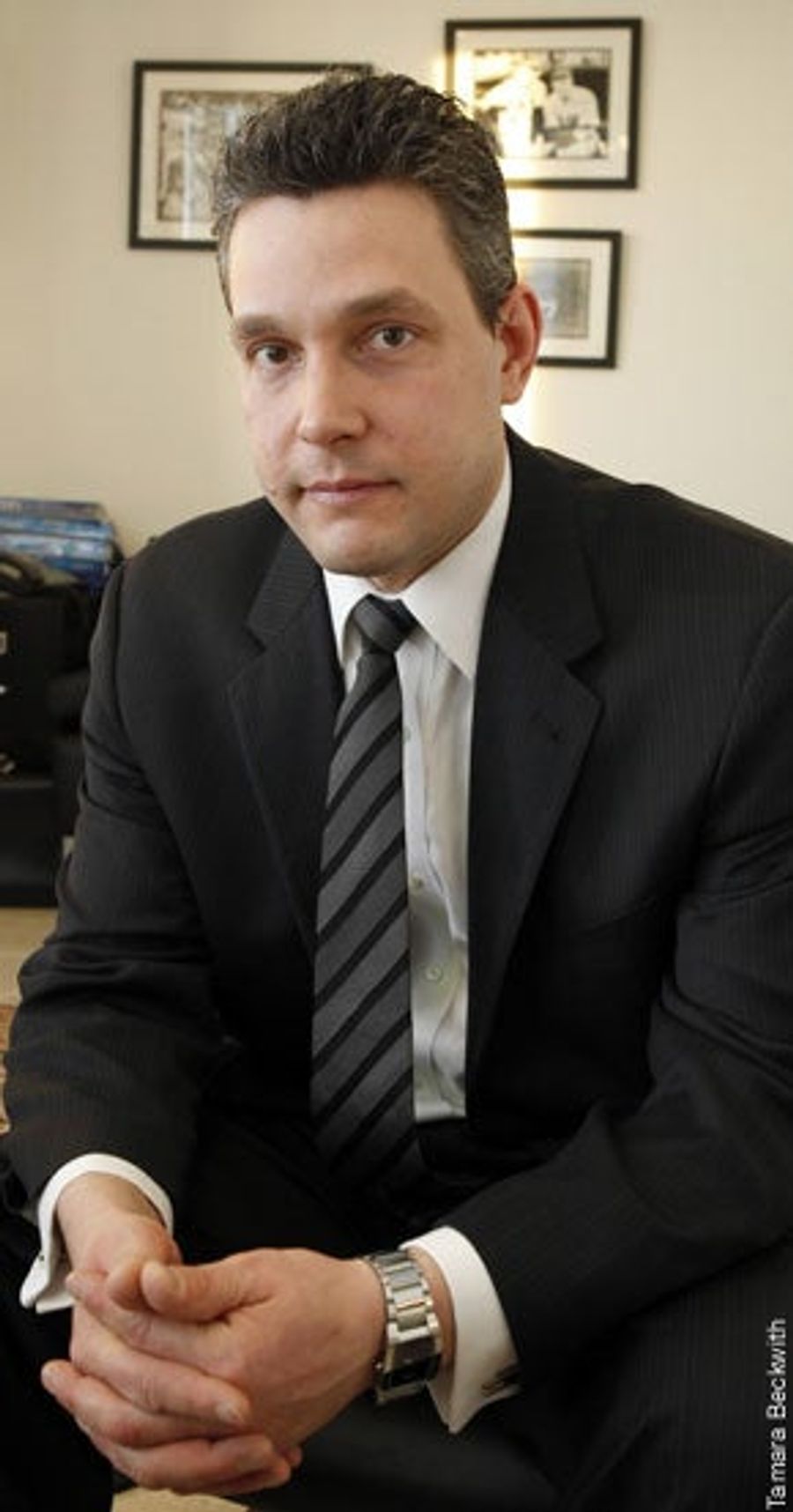 Does Curry&#39;s Accuser Look Like A Man Who Would Make Up A Story For Money?