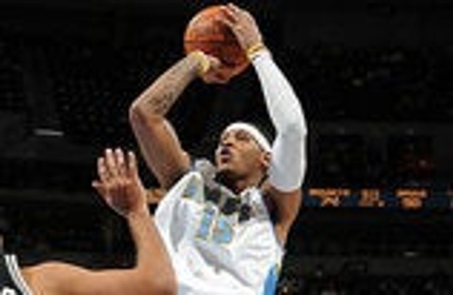 Video of Melo&#39;s 33 In The Third