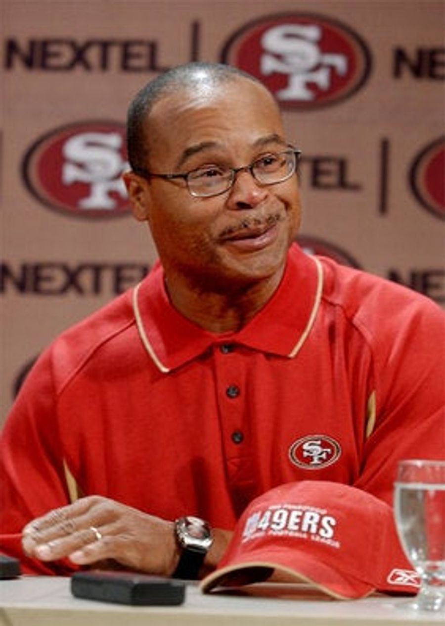 Pants-Gate: Mike Singletary WILL Find Out Who Snitched