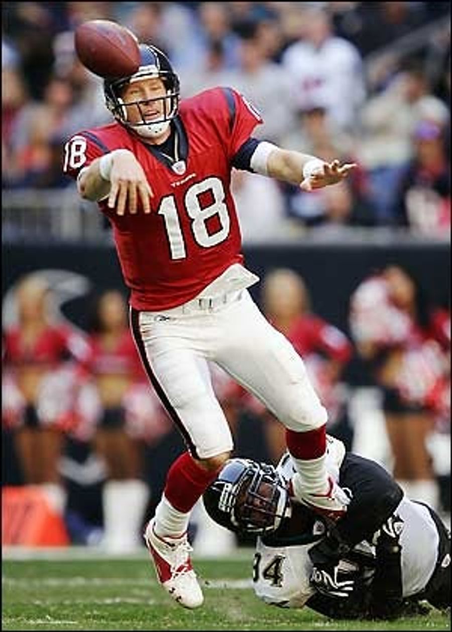 NFL Update 1: Schaub Picks Up Where Rosenfels Leaves Off
