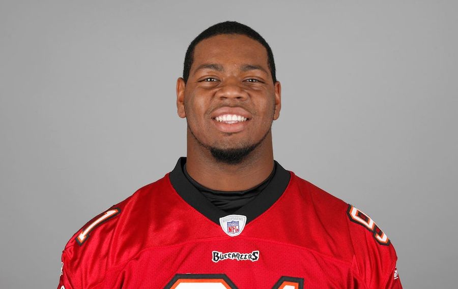 Buccaneers Defensive End Da&#39;Quan Bowers Arrested For Allegedly Carrying Gun In New York City Airport