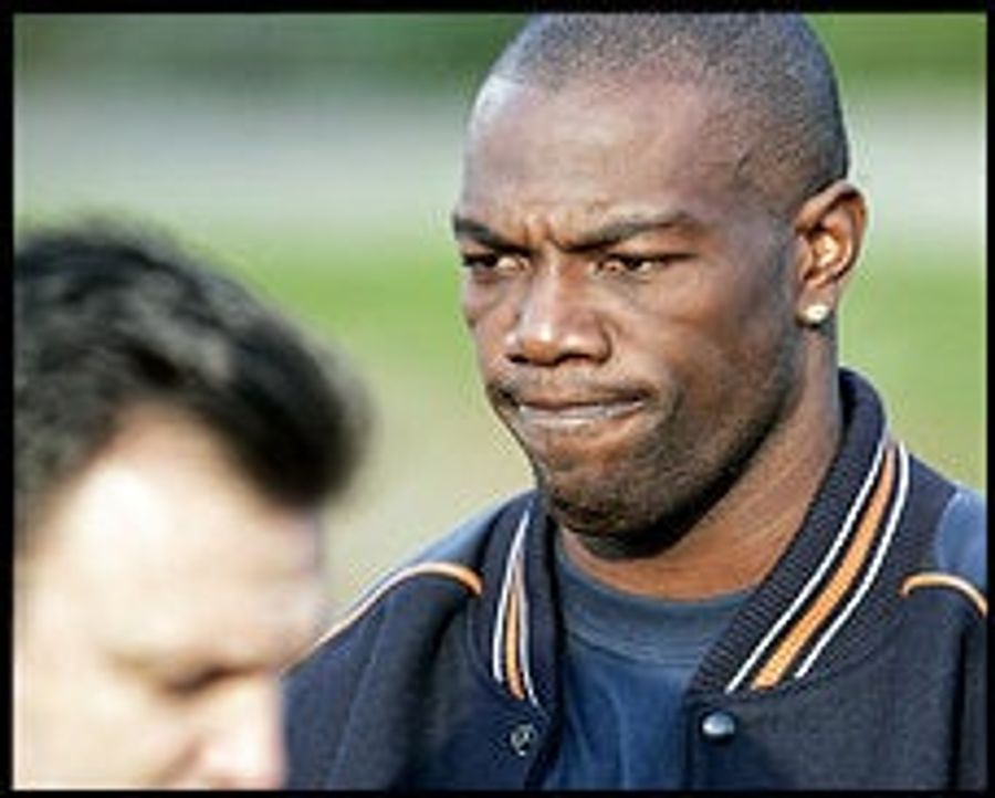 More Empty Rooms Discovered In The Drafty Mansion That Is Terrell Owens' Mind