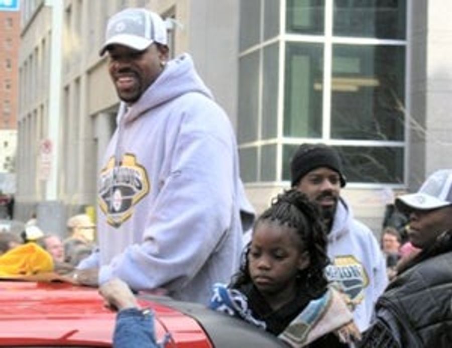 Joey Porter's Eye On Romance