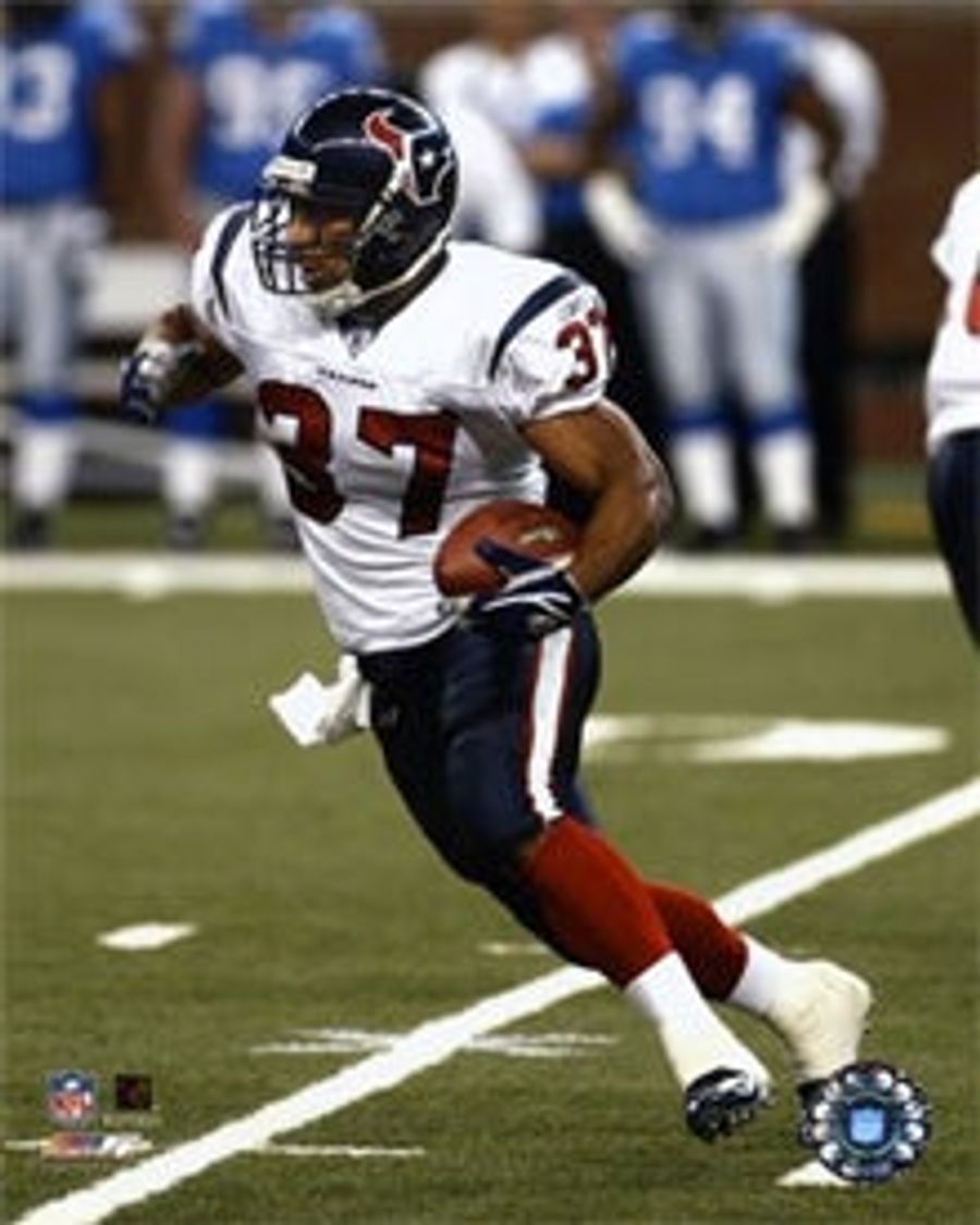 Do Not Draft Domanick Davis, People