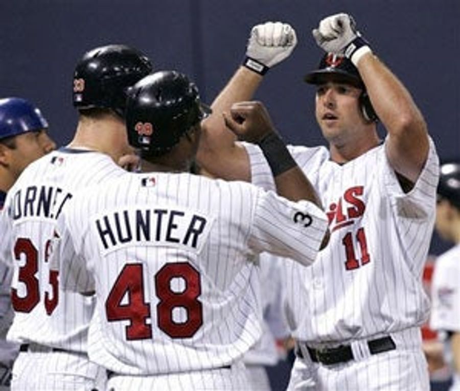 The Closer: Twins, Twins Everywhere