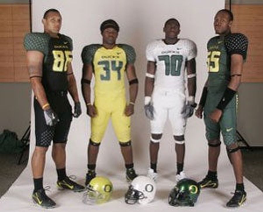 Oregon Ducks Continue To Assault The Pupils