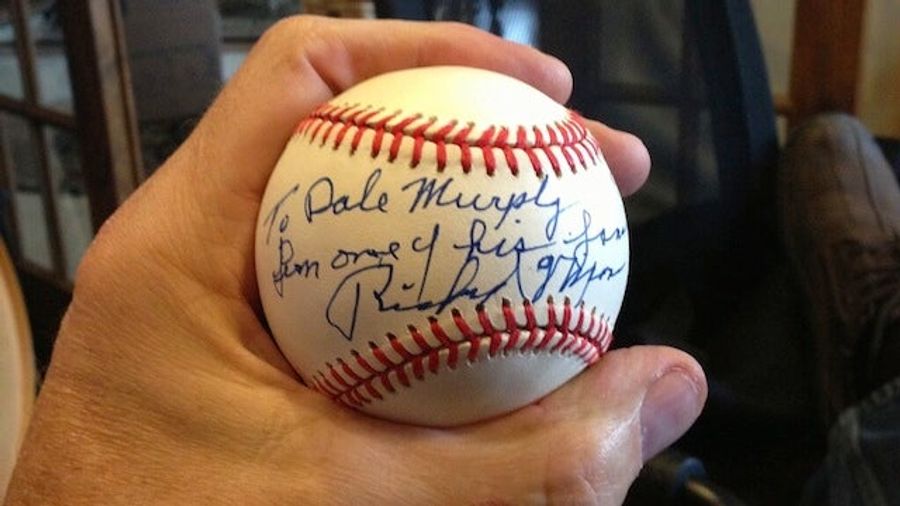 Dale Murphy Once Got A Lame Autograph From Richard Nixon