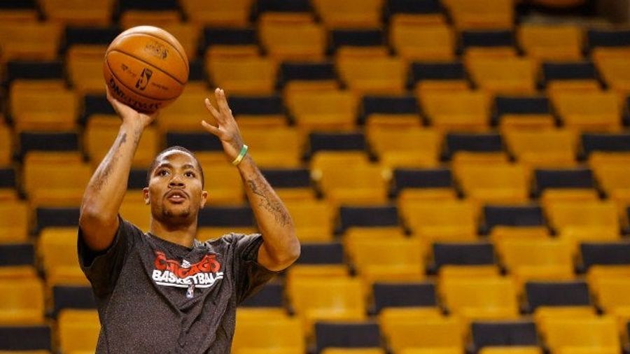 Derrick Rose&#39;s Brother Is Not Happy With The Bulls