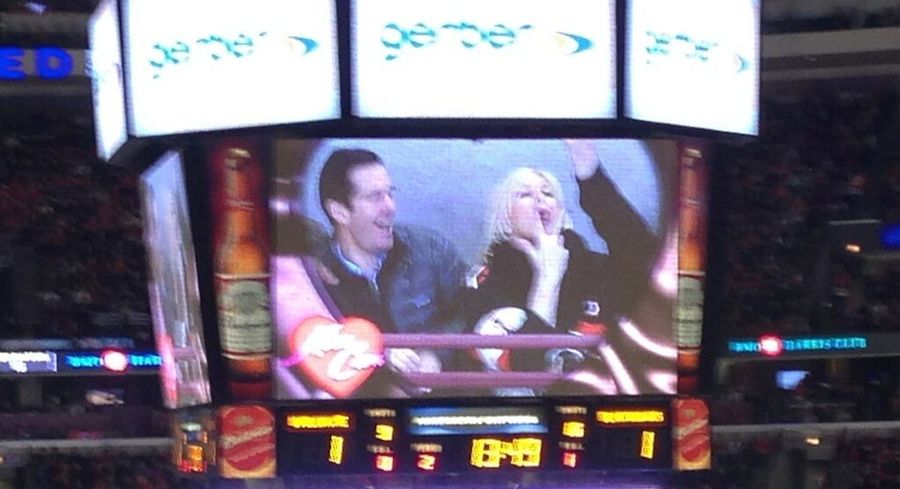 Chicago&#39;s Kiss Cam Is Almost As Hot As The Blackhawks