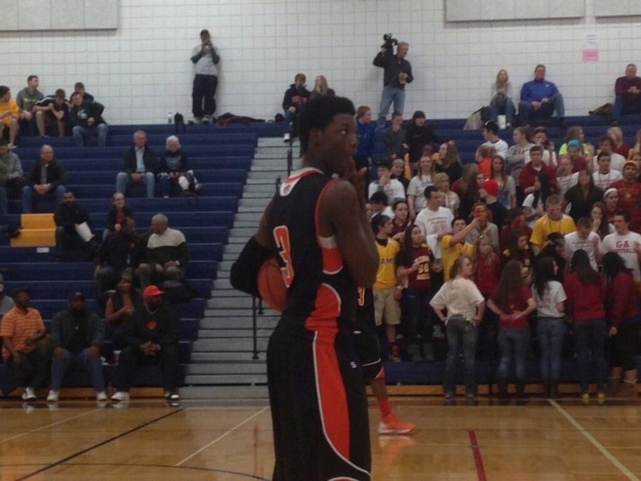 Michigan High School Wins Playoff Game After Holding The Ball For Seven Straight Minutes