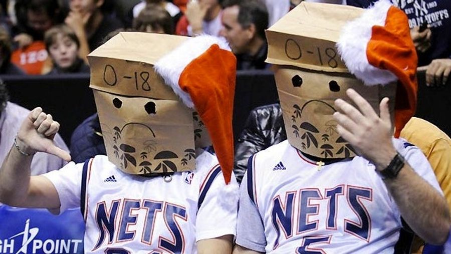 Dwight Howard Is Coming To Town, So The Nets Are Pretending They Have Fans