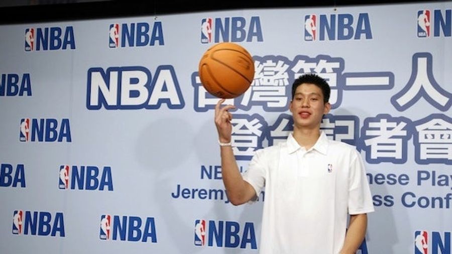 In China, &quot;Linsanity&quot; Is Called 林疯狂