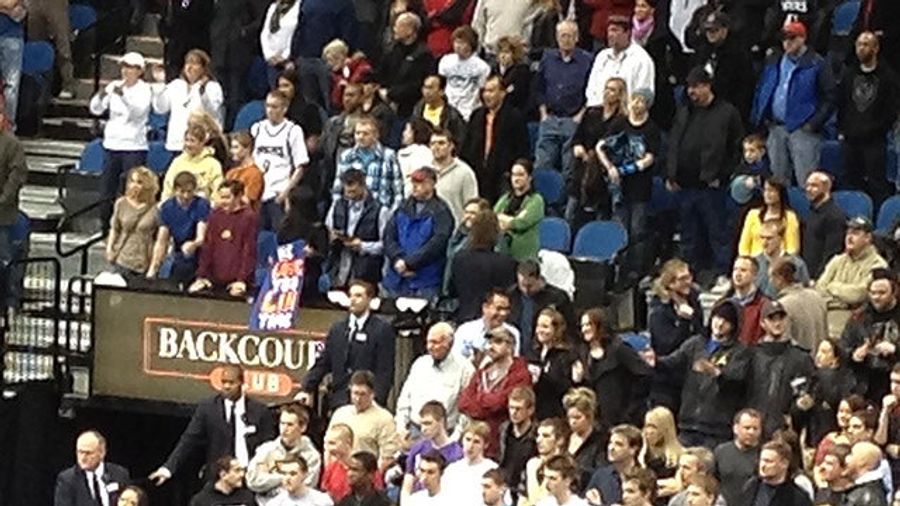 This Knicks Fan&#39;s &quot;Me Love You Lin Time&quot; Sign Presented Without Comment