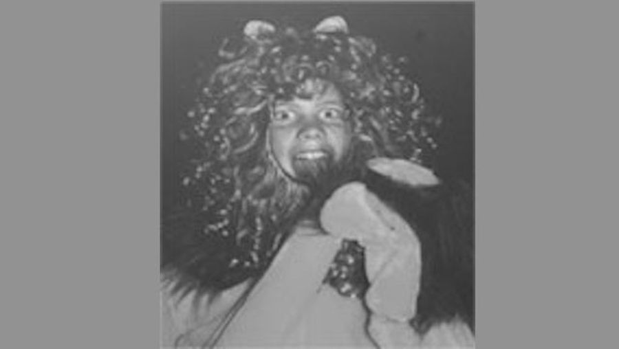 This Is What Tom Brady Looked Like As The Lion From <em>The Wizard Of Oz</em> In The 8th Grade