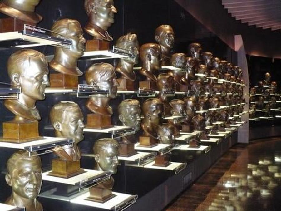 The 2012 NFL Hall Of Fame Class Has Been Announced