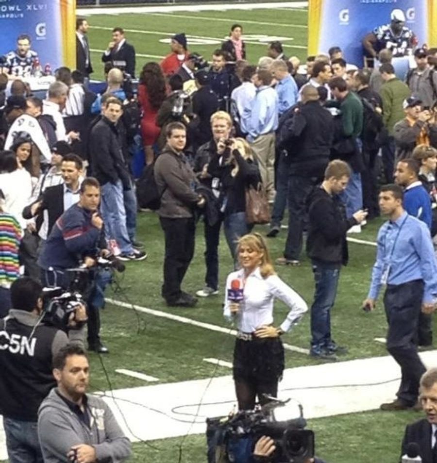 All The Photos Other Reporters Took Of Ines Sainz At Super Bowl Media Day