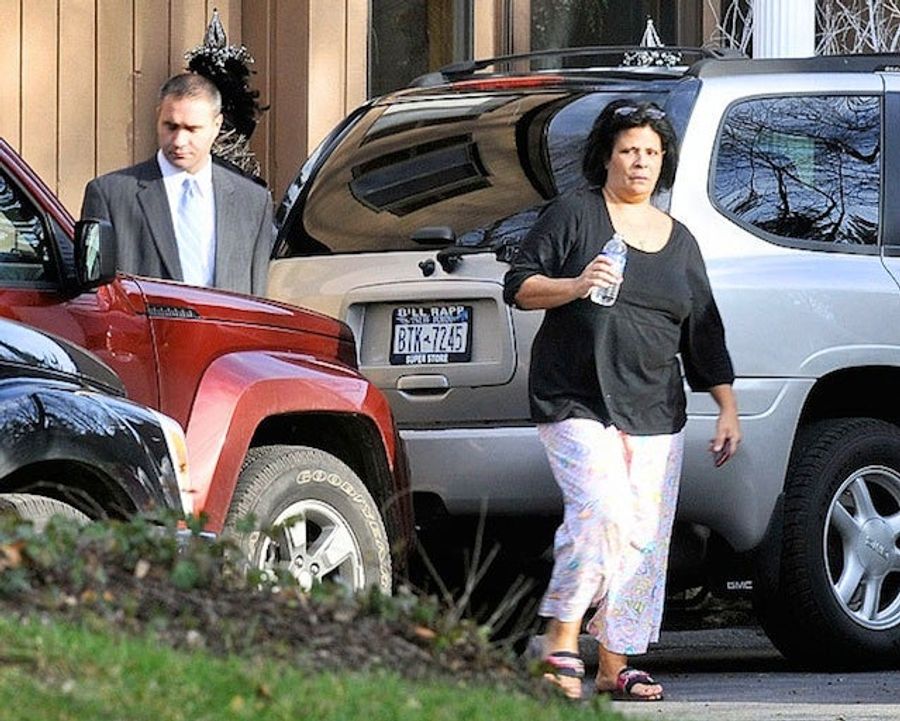 The Claim That Laurie Fine Had Sex With Syracuse Players Is Now In The Court Record