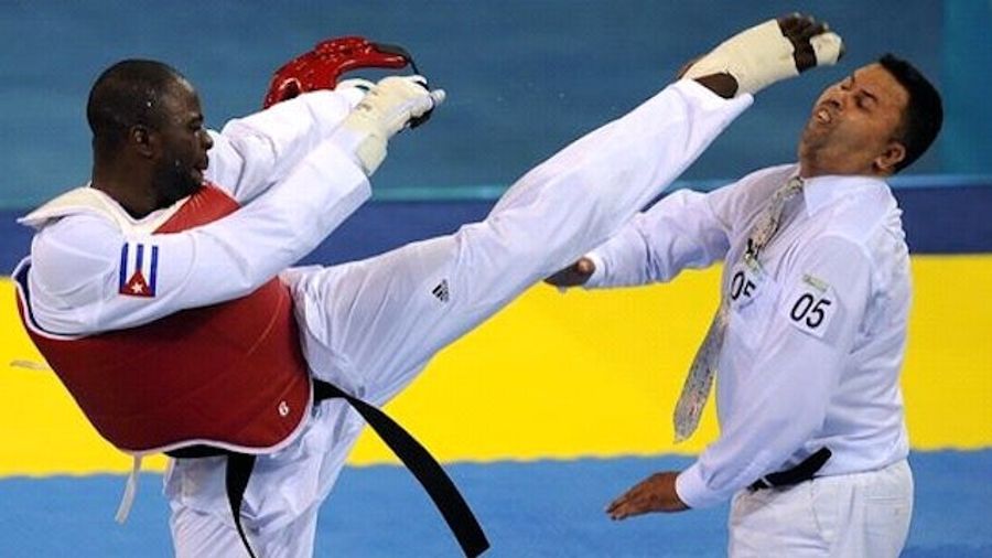 Blood Writes: It&#39;s Not Smart For A Taekwondo Beginner To Spar With A Black Belt