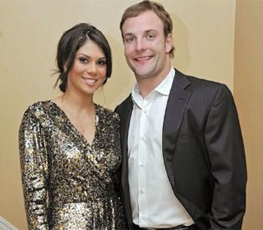 Wes Welker Is Engaged To A Former Miss Hooters International Girl