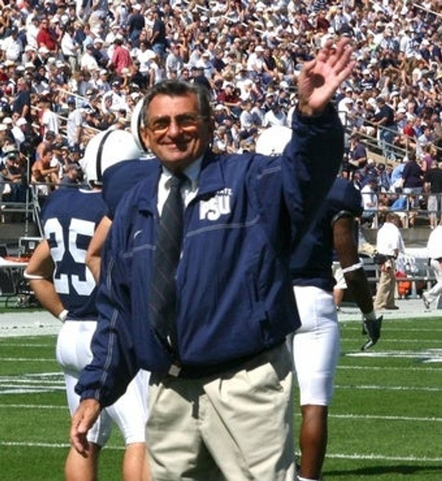 Deadspin Archives: Brent Musburger Offers Some Troubling News About Joe Paterno