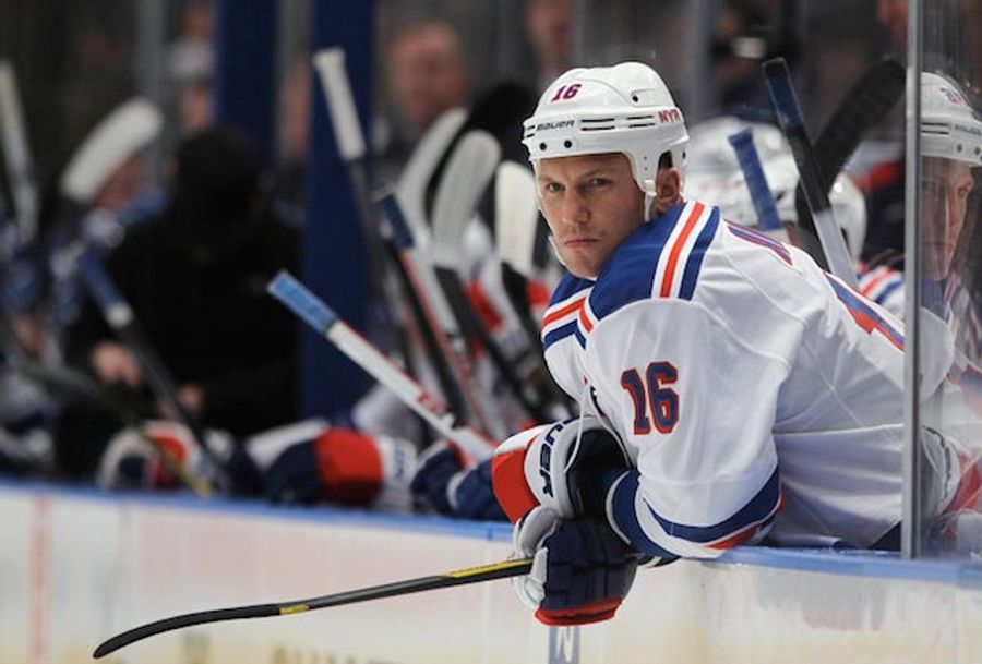 Did Sean Avery Spit On His Minor League Hockey Coach?