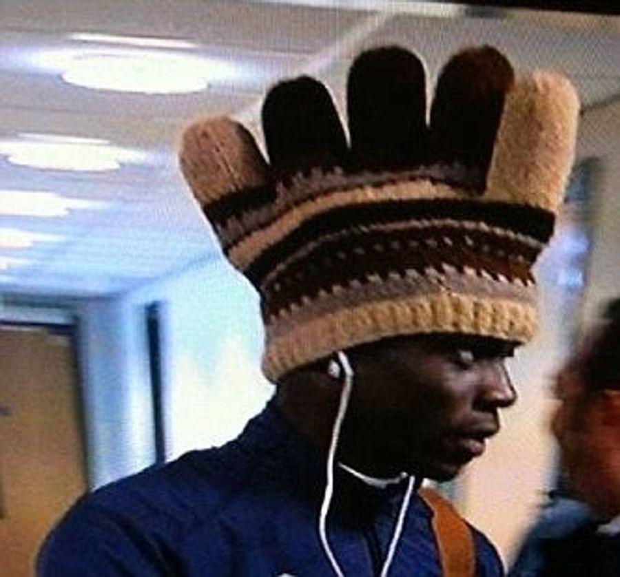 Mario Balotelli Does Thing
