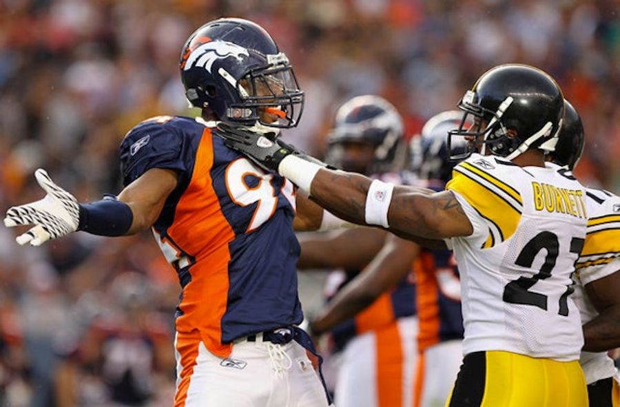 NFL Wildcard Weekend: Pittsburgh Steelers at Denver Broncos