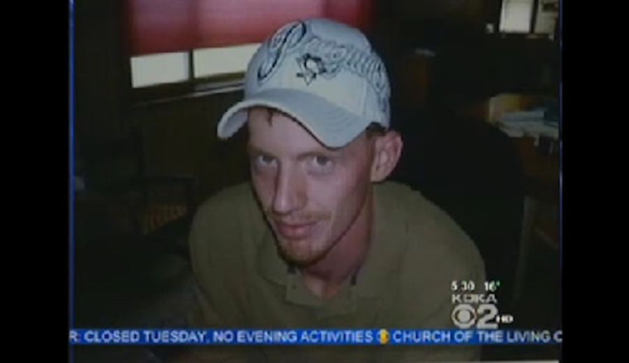 This Is The Third Time A Man Dressed Like A Woman And Chained Himself Up Near Her Local Walgreens